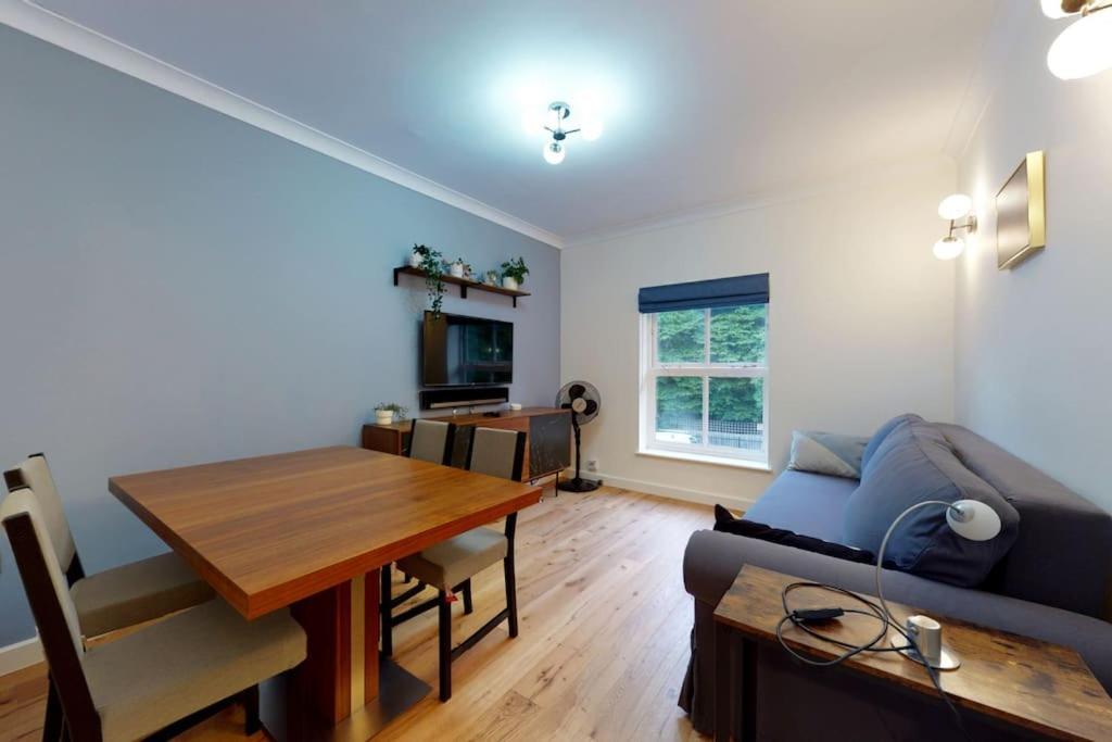 Lovely 2-Bedroom Flat Near Highgate Londres Extérieur photo